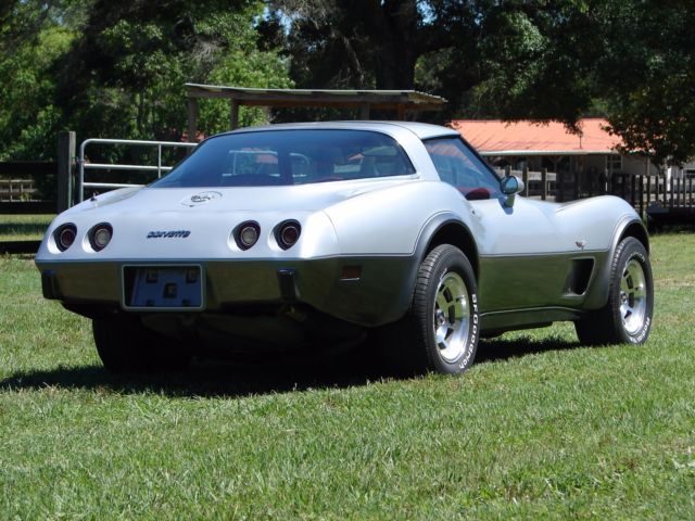 1978 Silver Chevrolet Corvette Coupe