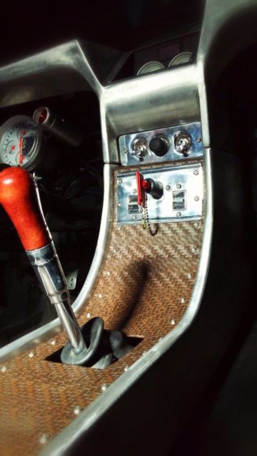 1978 White Chevrolet Corvette