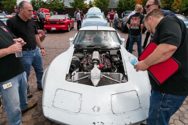 1978 White Chevrolet Corvette