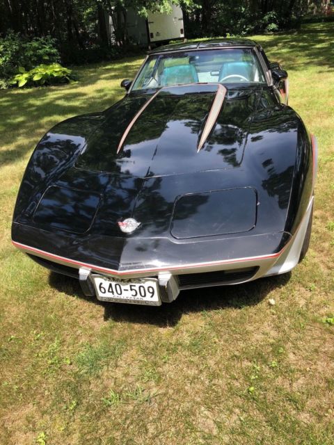 1978 black and gray Chevrolet Corvette glass tops