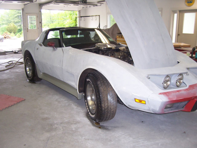 1978 Burgundy Chevrolet Corvette Coupe