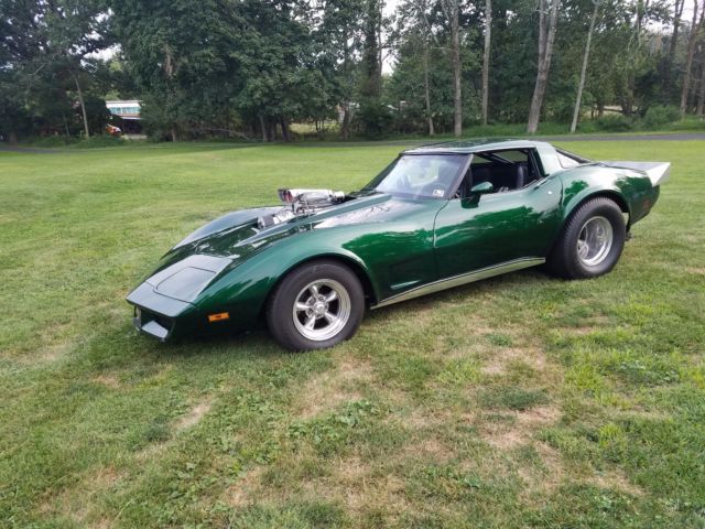 1978 green Chevrolet Corvette