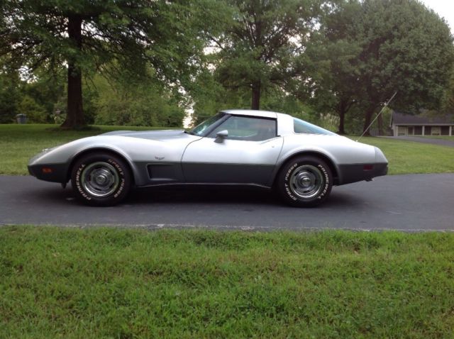 1978 Silver Chevrolet Corvette Coupe