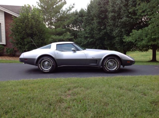 1978 Silver Chevrolet Corvette Coupe