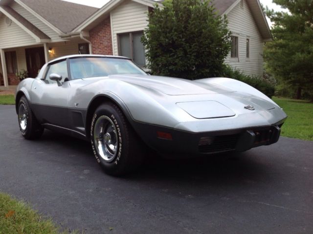 1978 Silver Chevrolet Corvette Coupe