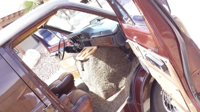 1978 Brown Dodge Tradesman B200 van