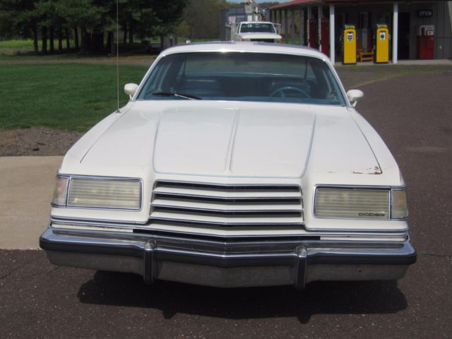 1978 White Dodge Charger Coupe