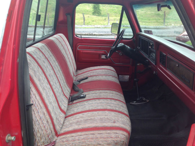 1978 Flame red/White two tone Ford F-150