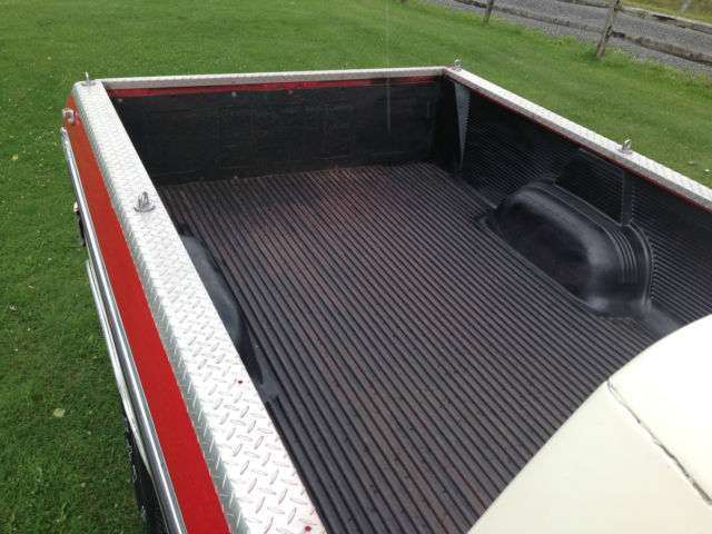 1978 Flame red/White two tone Ford F-150