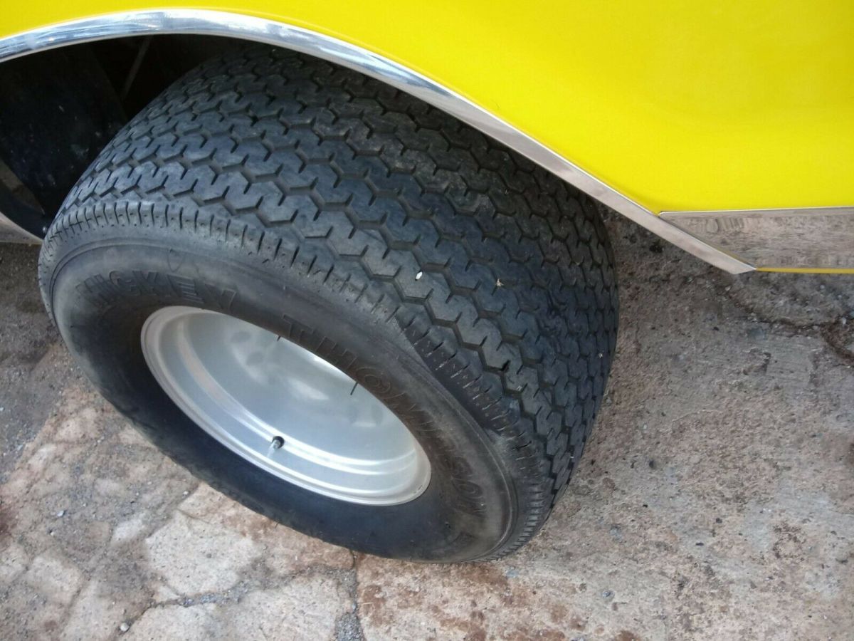 1978 Yellow Ford F-150 Reg cab