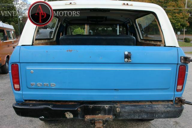 1978 Blue Ford Bronco --