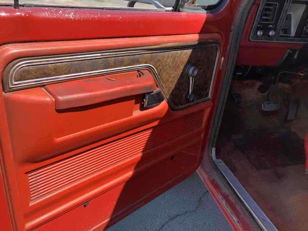 1978 Red Ford Bronco SUV