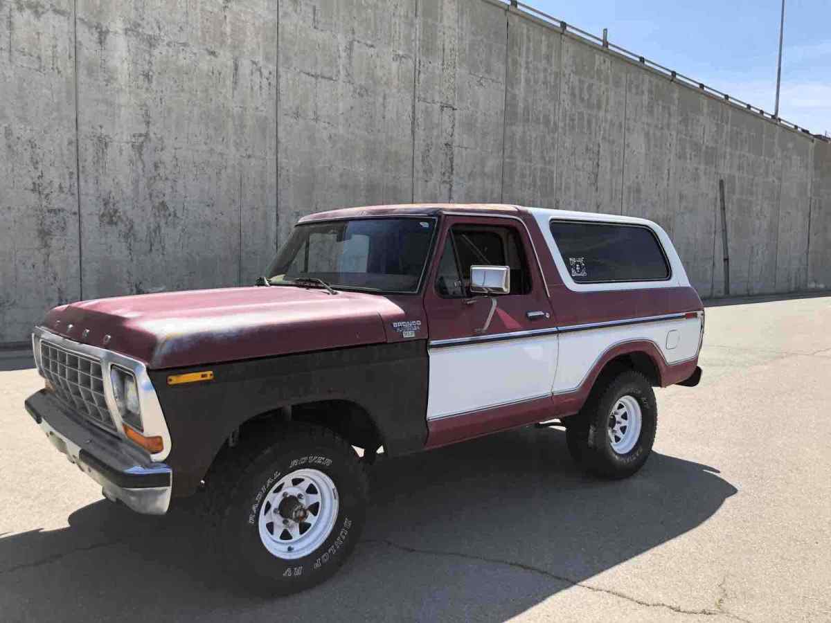 1978 Red Ford Bronco SUV