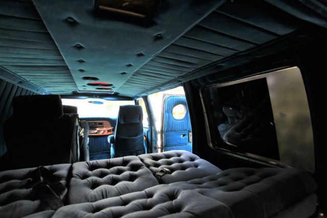 1978 Blue Ford E-Series Van