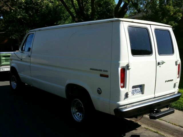 1978 White Ford E-Series Van Standard Passenger Van