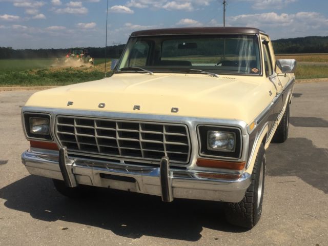 1978 Red Ford F-100 Cab & Chassis