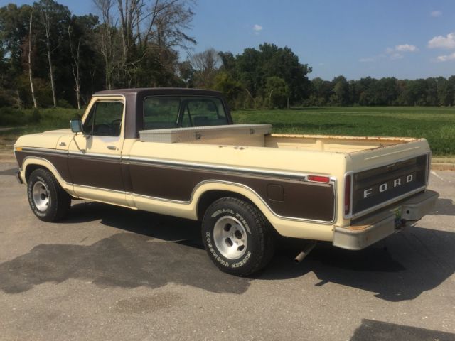 1978 Red Ford F-100 Cab & Chassis