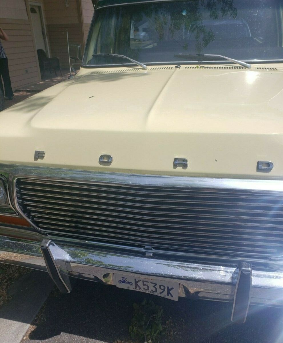 1978 Ford F-100 Standard Cab Pickup
