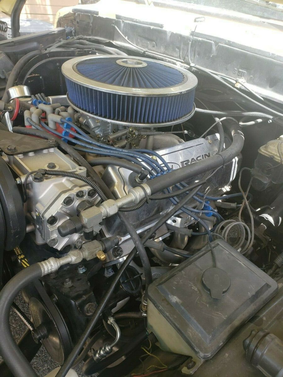 1978 Ford F-100 Standard Cab Pickup