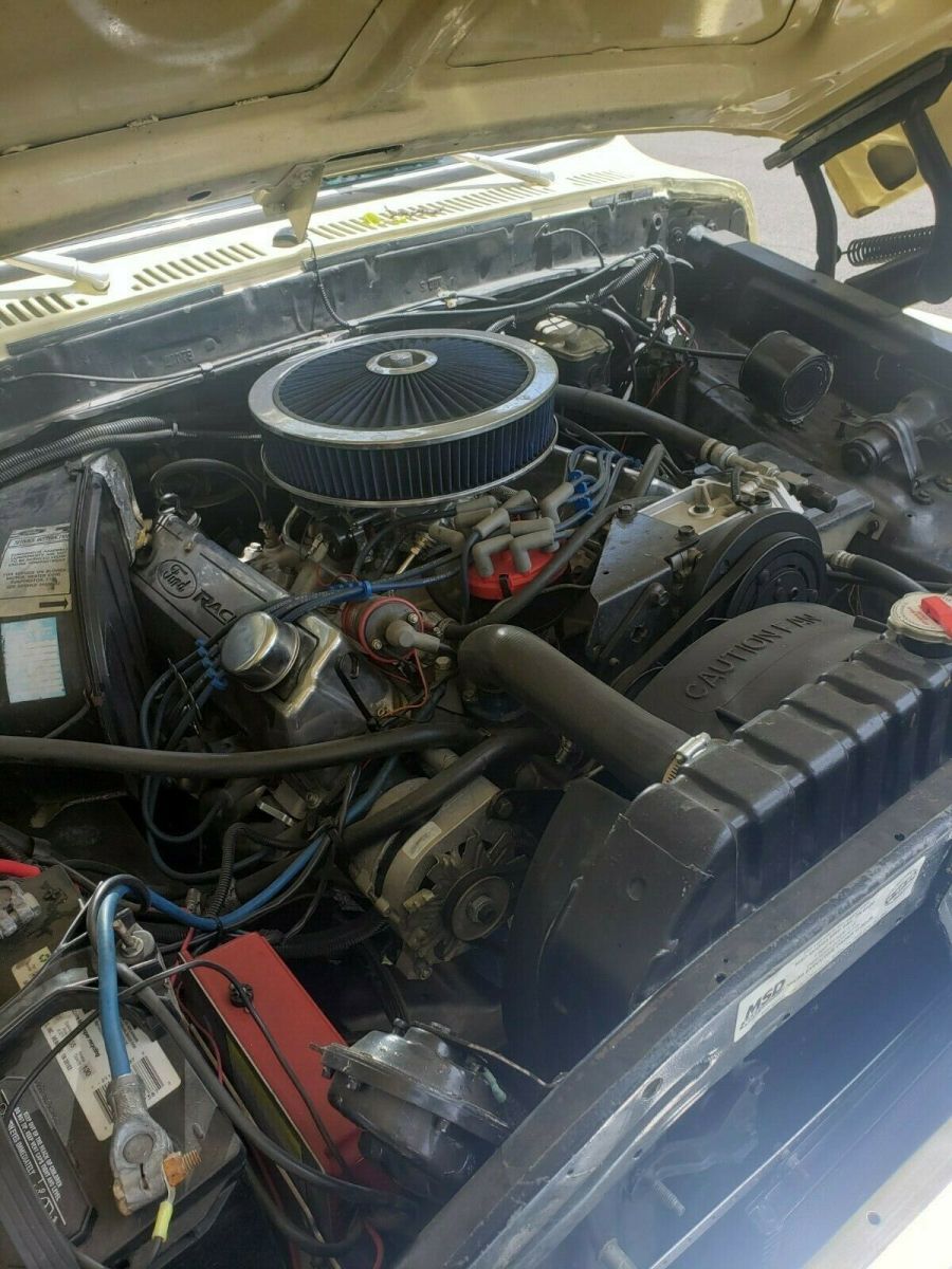 1978 Ford F-100 Standard Cab Pickup