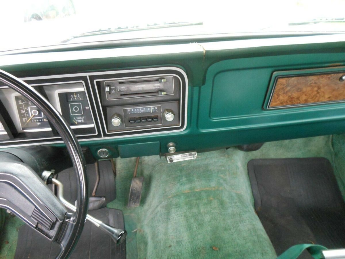 1978 Ford F-100 Standard Cab Pickup