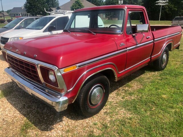 1978 Red Ford F-100 Cab & Chassis