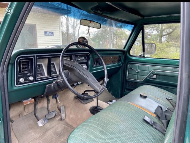 1978 Green Ford F-150 Standard Cab Pickup