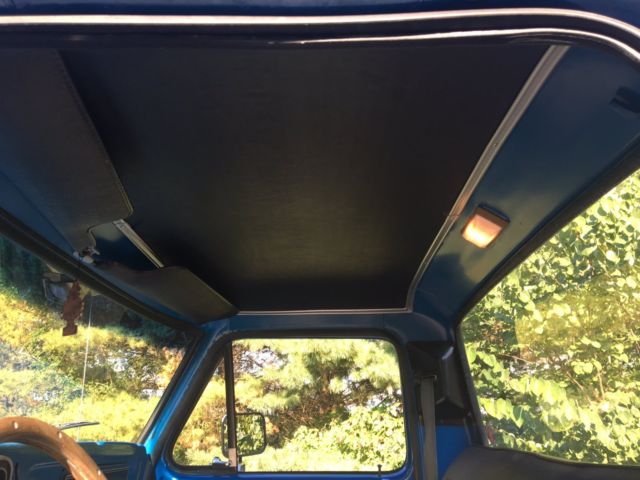 1978 Blue/Silver Ford F-150 Standard Cab Pickup