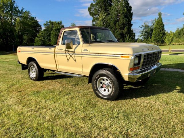 1978 Tan Ford F-250 Standard Cab Pickup