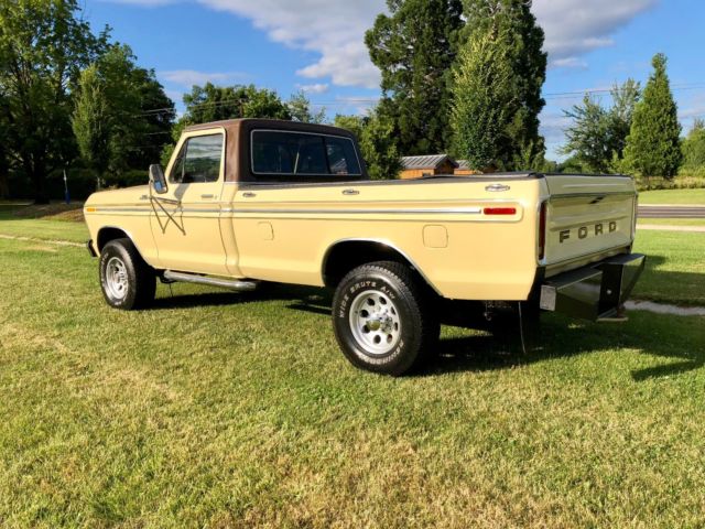 1978 Tan Ford F-250 Standard Cab Pickup