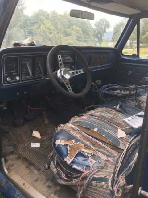 1978 Ford F-250 Standard Cab Pickup