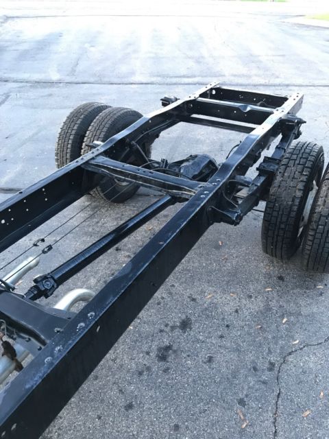 1978 White Ford F-350 Cab & Chassis