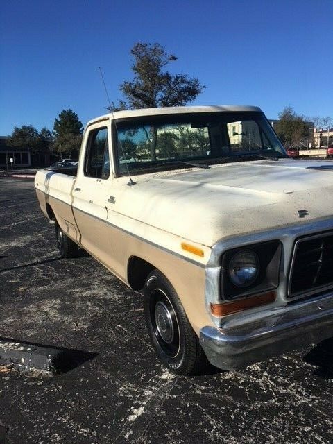 1978 White Ford F-150 truck