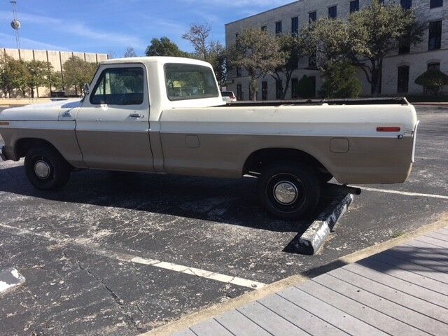 1978 White Ford F-150 truck