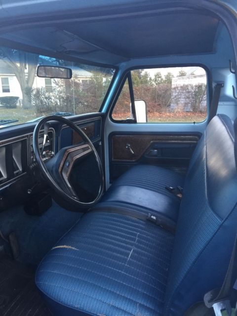 1978 Two-tone BABY BLUE/IVORY Ford F-150 Standard Cab Pickup