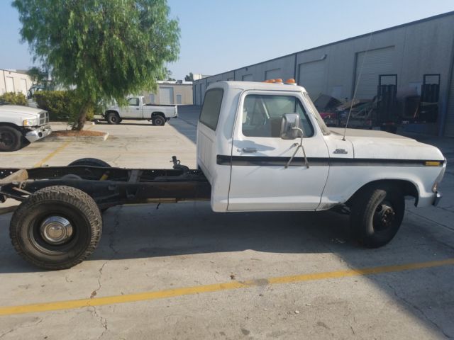 1978 White Ford F-350