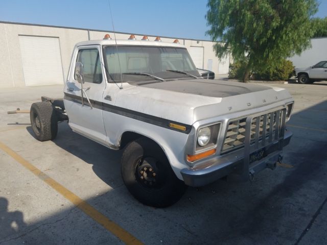 1978 White Ford F-350