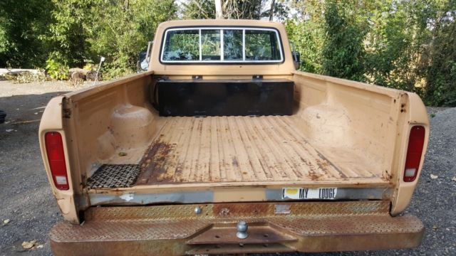 1978 Tan Ford F-250