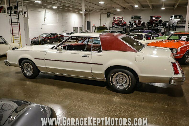 1978 White Ford LTD Coupe