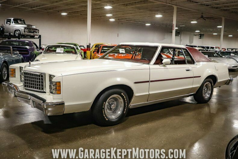 1978 White Ford LTD Coupe