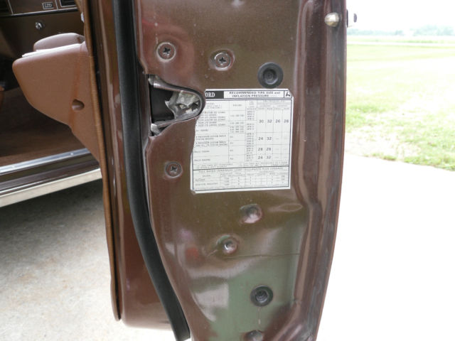 1978 brown Ford Other two door hardtop