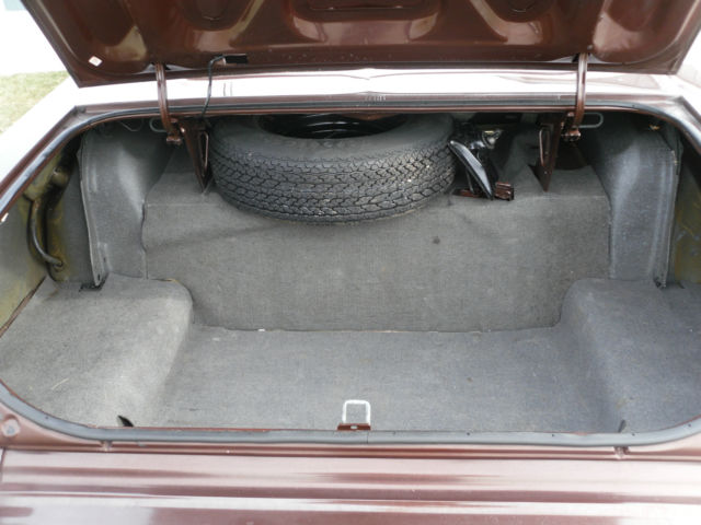 1978 brown Ford Other two door hardtop