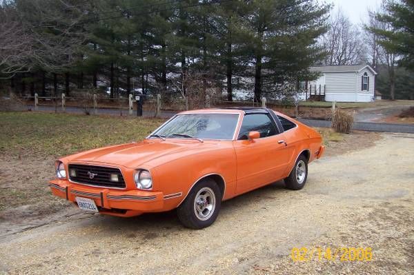 19780000 ORANGE Ford Mustang