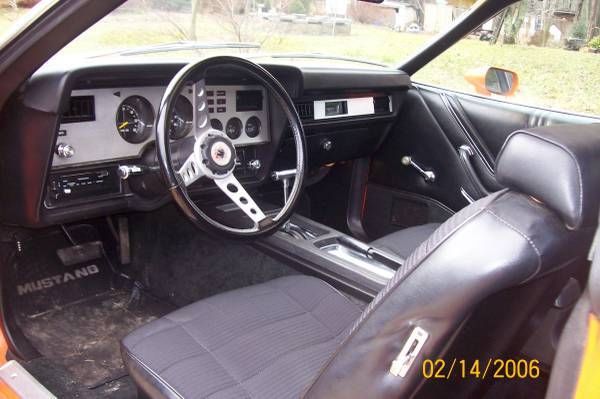 19780000 ORANGE Ford Mustang