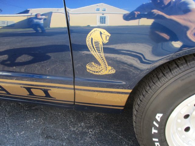 1978 METALIC INDIGO Ford Mustang 2 + 2 cOBRA