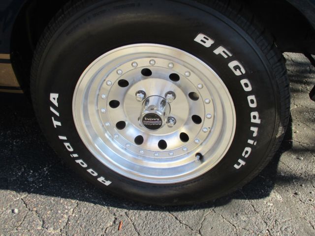 1978 METALIC INDIGO Ford Mustang 2 + 2 cOBRA