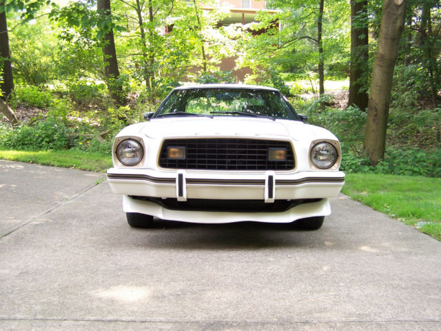 1978 White Ford Mustang Hatchback