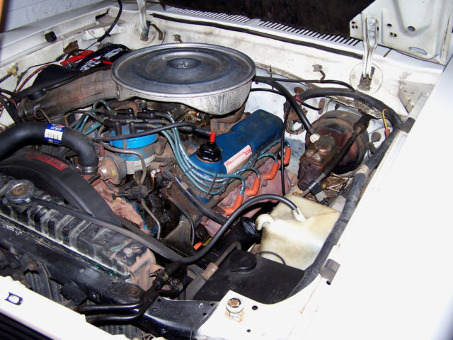 1978 White Ford Mustang Hatchback