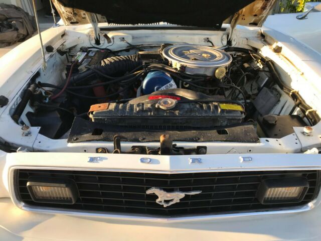 1978 White Ford Mustang