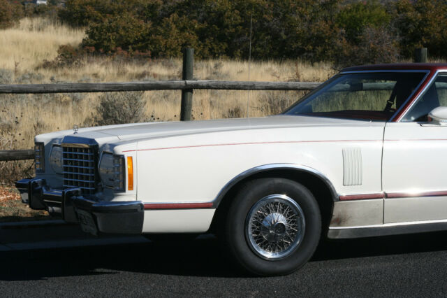1978 White Ford Thunderbird Coupe